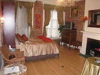 Bed & Breakfast Castel D'Amerique Francaise Québec